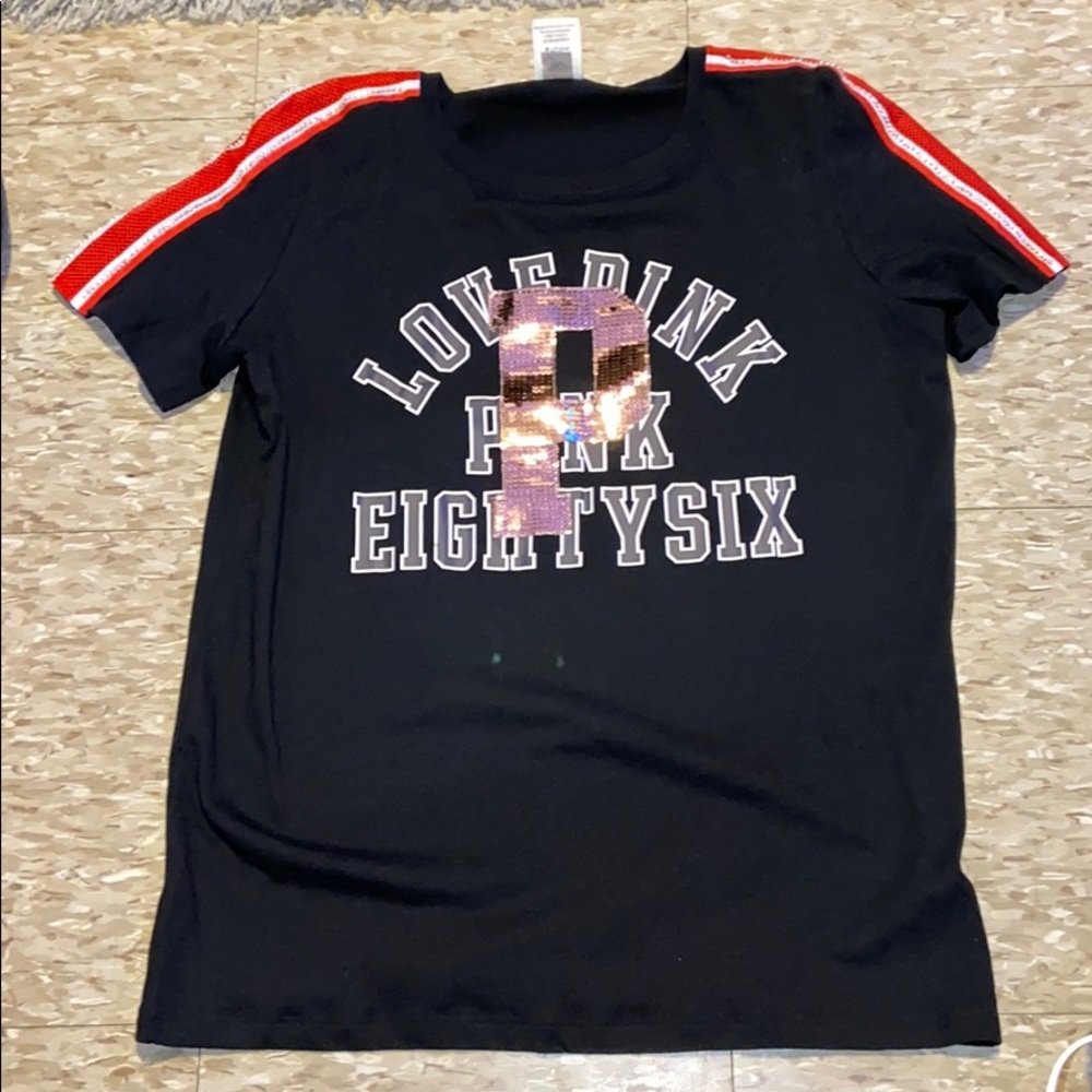Pink tee